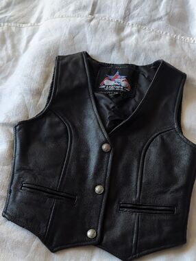 vintage Jim Leather Black Leather motorcycle vest with liberty dime buttons